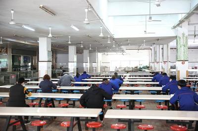 機器轟鳴響,生產(chǎn)趕單忙!記者走進企業(yè)復工復產(chǎn)第一線